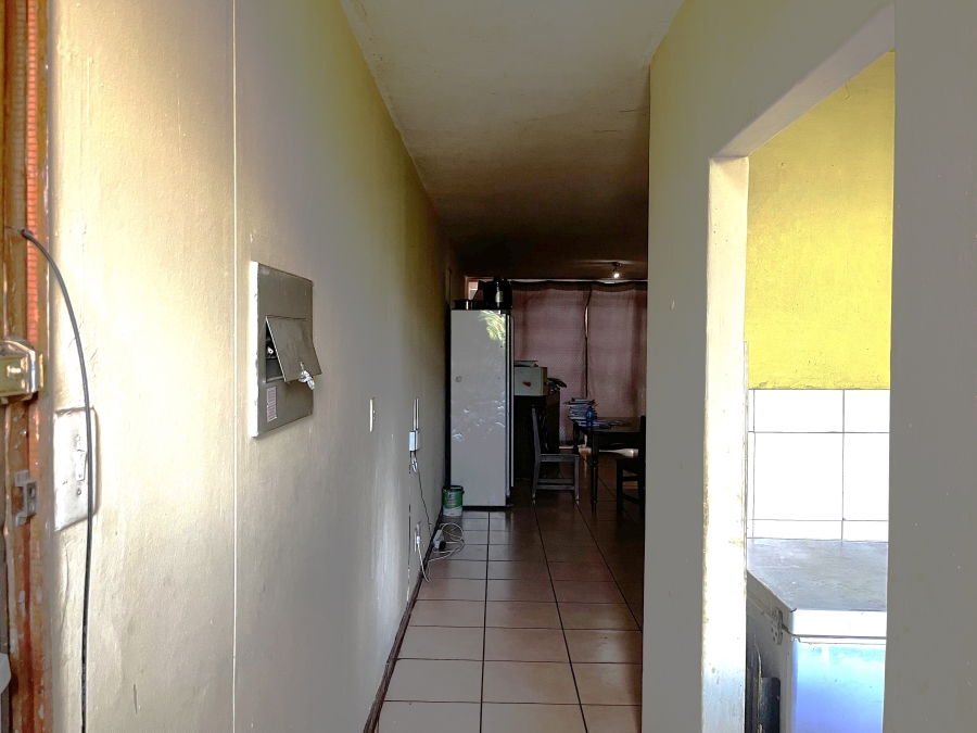 2 Bedroom Property for Sale in Pretoria Central Gauteng