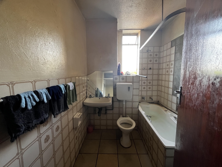 2 Bedroom Property for Sale in Pretoria Central Gauteng