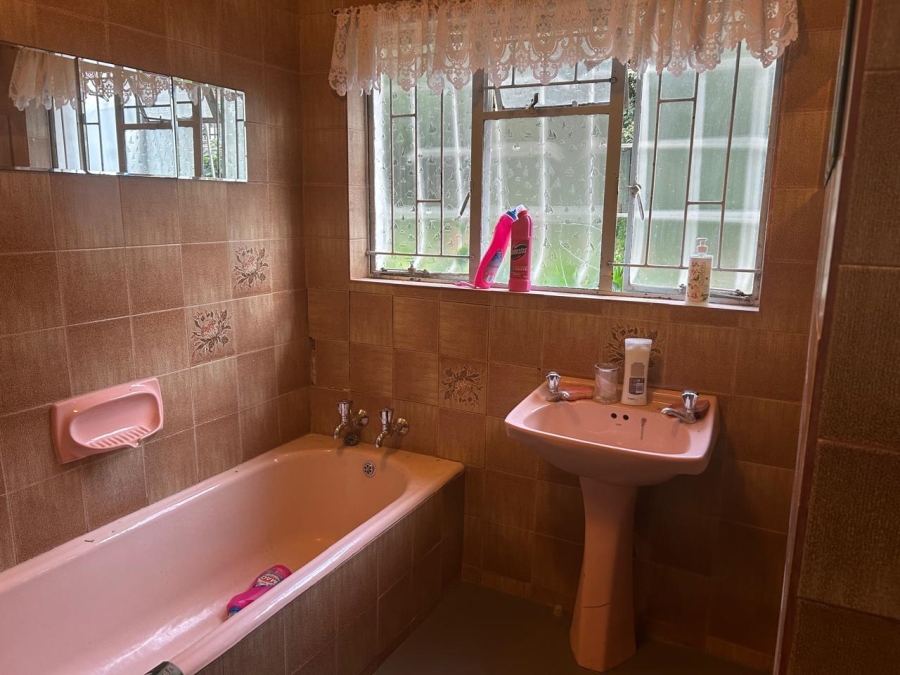 4 Bedroom Property for Sale in Alan Manor Gauteng