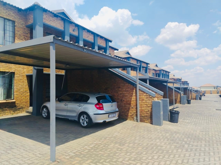 3 Bedroom Property for Sale in Elspark Gauteng