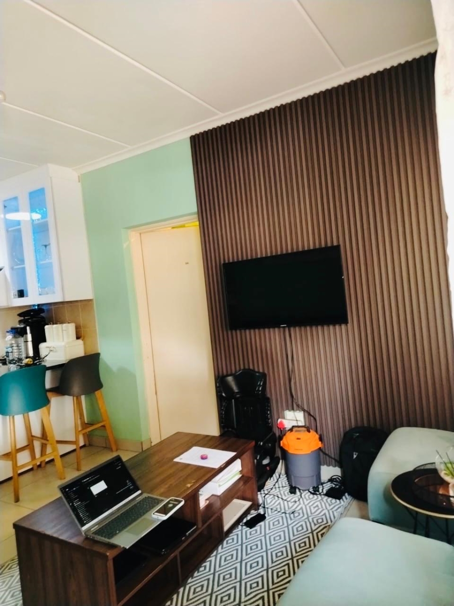3 Bedroom Property for Sale in Elspark Gauteng