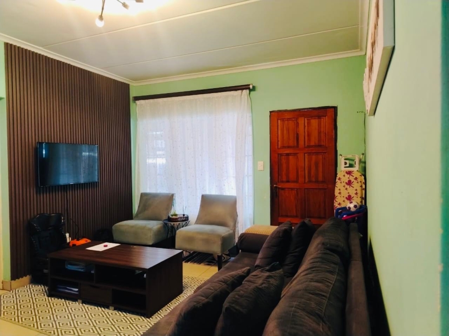 3 Bedroom Property for Sale in Elspark Gauteng
