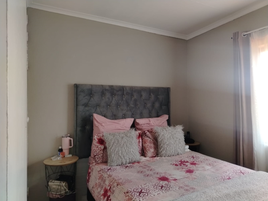 2 Bedroom Property for Sale in Klopperpark Gauteng