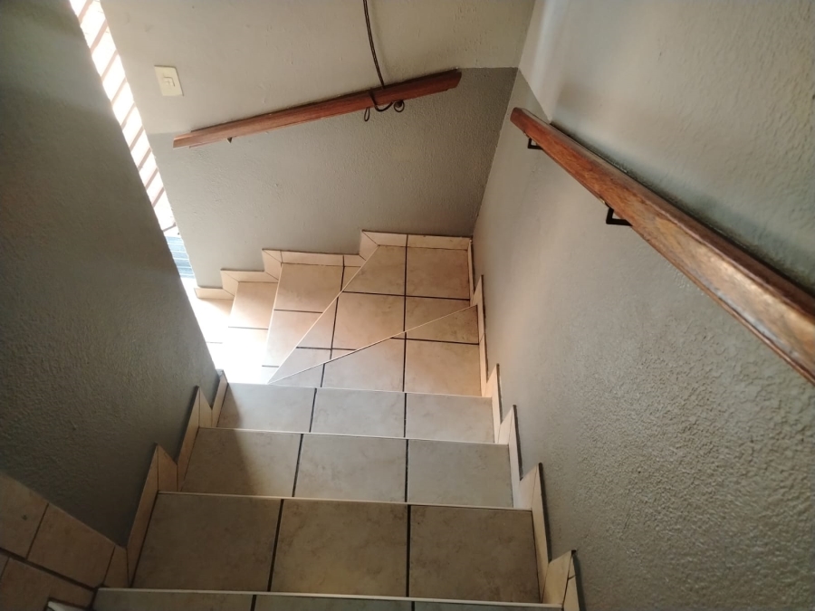 2 Bedroom Property for Sale in Klopperpark Gauteng