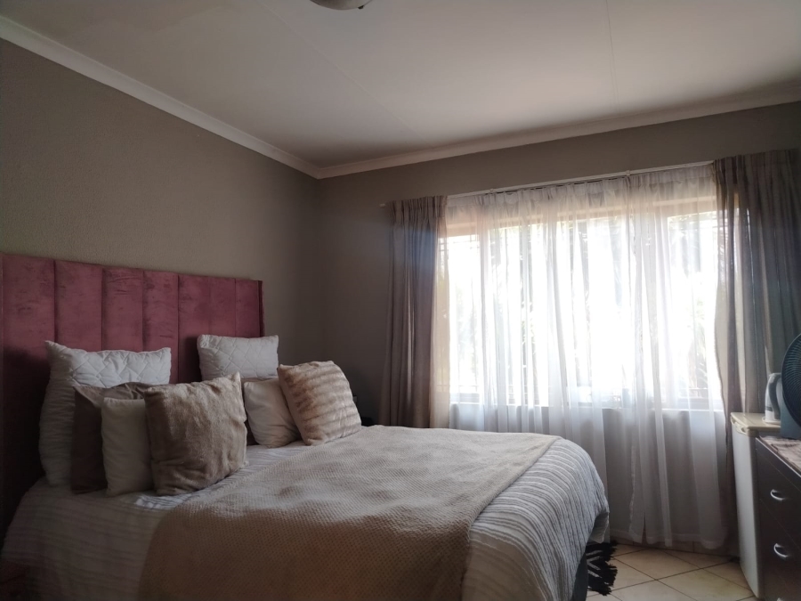2 Bedroom Property for Sale in Klopperpark Gauteng