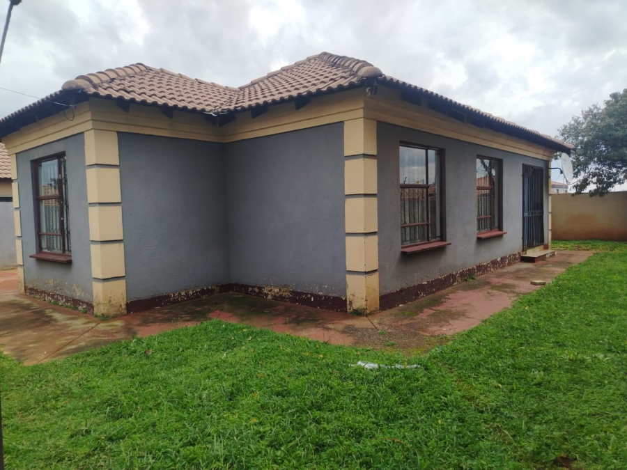 3 Bedroom Property for Sale in Dawn Park Gauteng