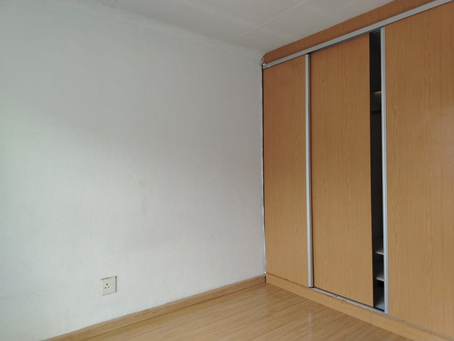 3 Bedroom Property for Sale in Dawn Park Gauteng