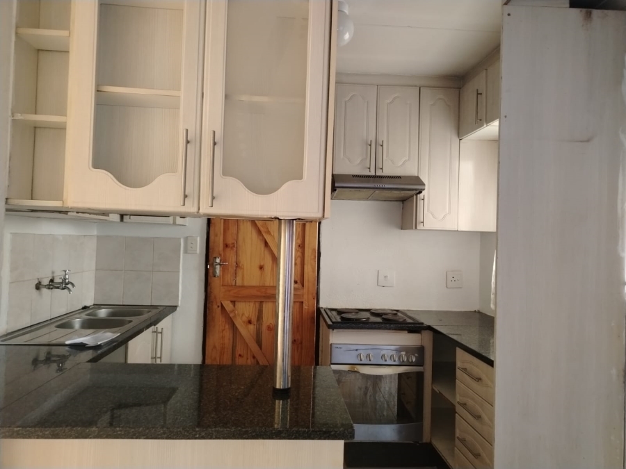 3 Bedroom Property for Sale in Dawn Park Gauteng