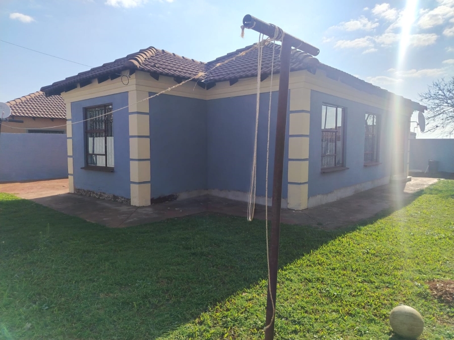 3 Bedroom Property for Sale in Dawn Park Gauteng