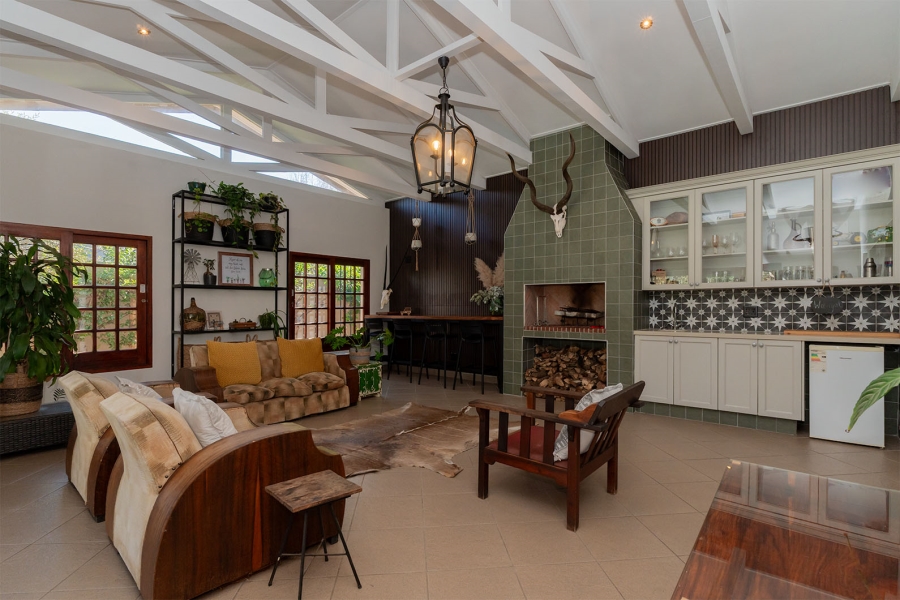 5 Bedroom Property for Sale in Bredell Gauteng