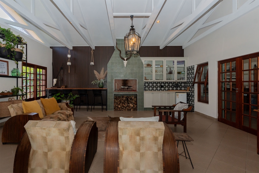 5 Bedroom Property for Sale in Bredell Gauteng