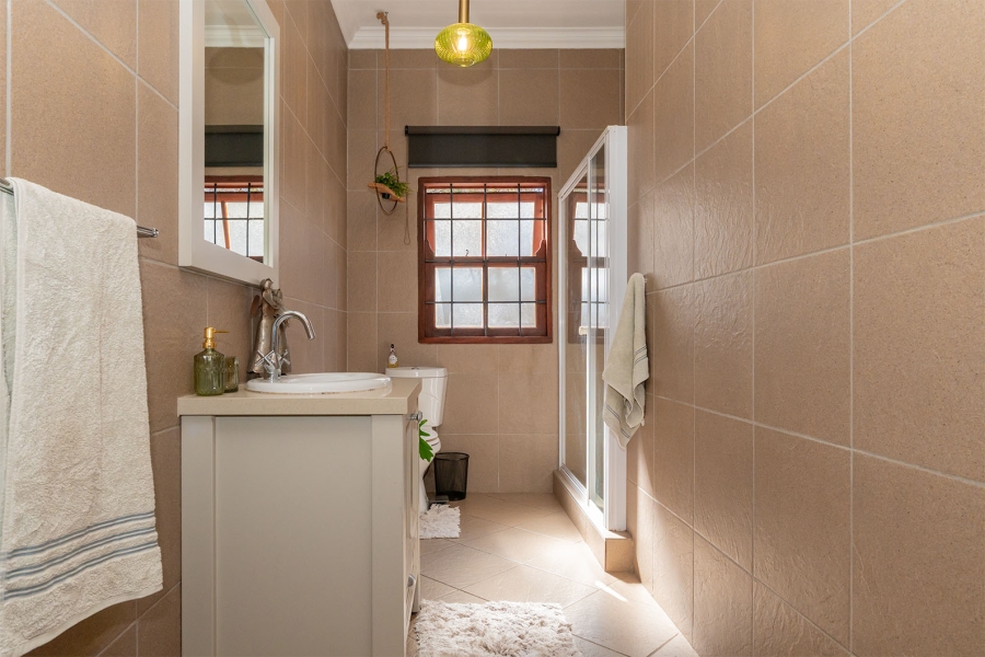 5 Bedroom Property for Sale in Bredell Gauteng
