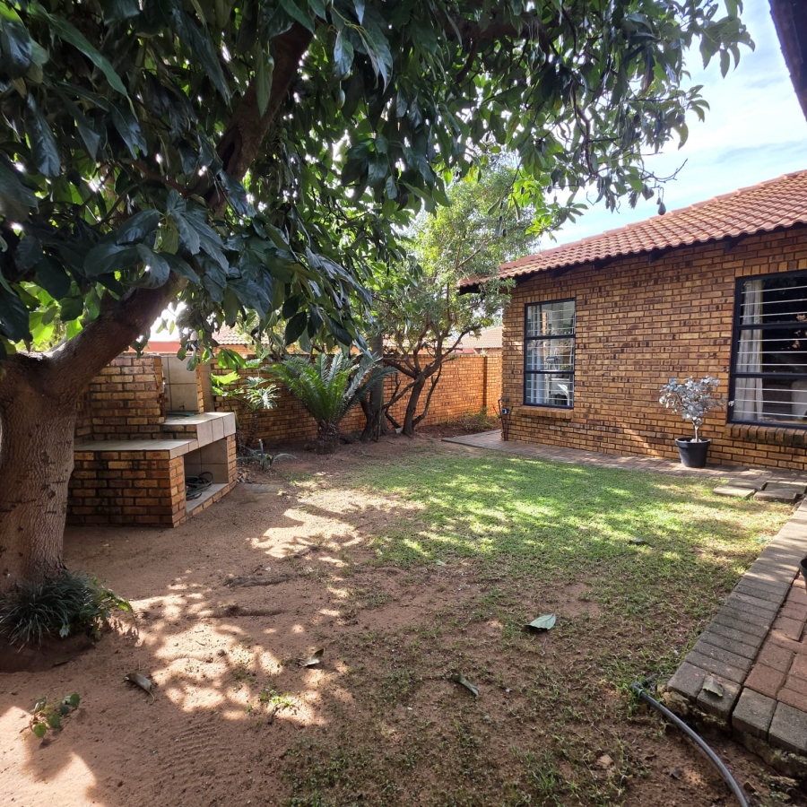 3 Bedroom Property for Sale in Equestria Gauteng