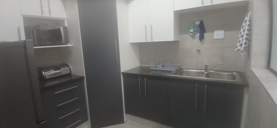 To Let Commercial Property for Rent in Monument Gauteng