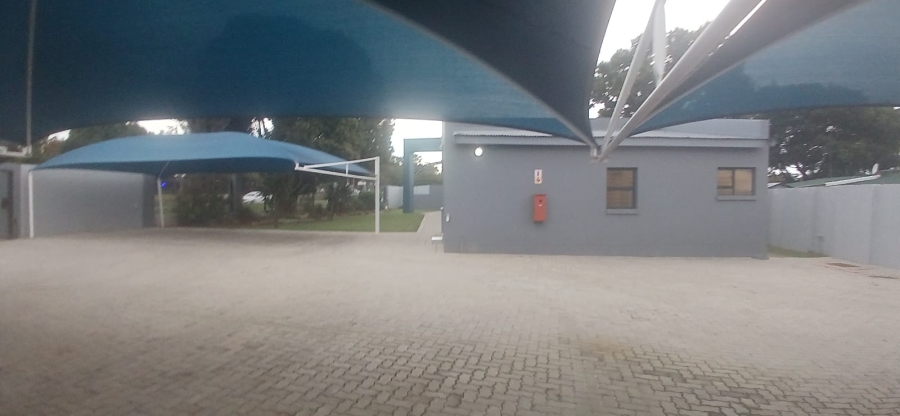 To Let Commercial Property for Rent in Monument Gauteng