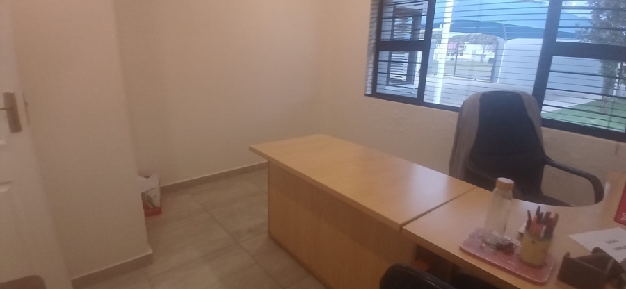 To Let Commercial Property for Rent in Monument Gauteng