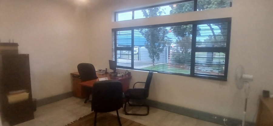 To Let Commercial Property for Rent in Monument Gauteng
