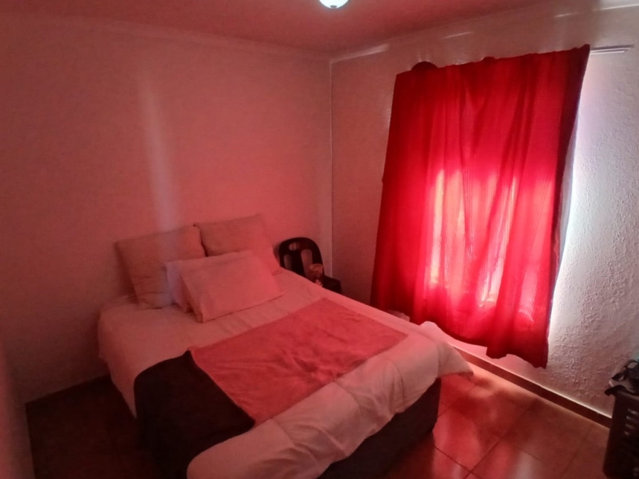 2 Bedroom Property for Sale in Stretford Gauteng