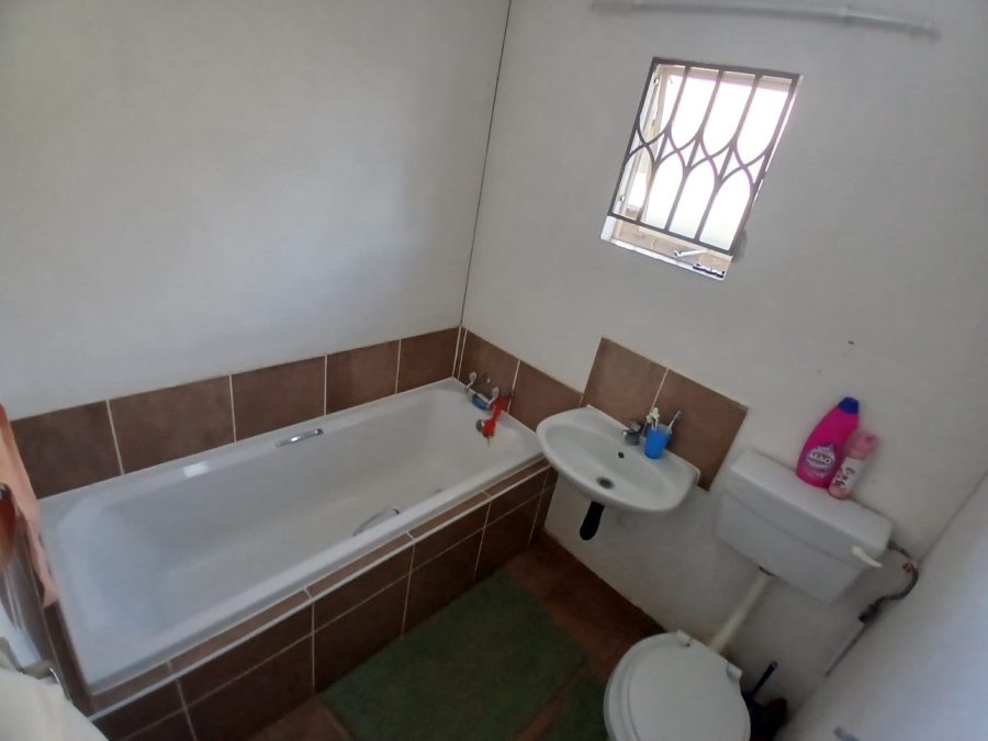 2 Bedroom Property for Sale in Stretford Gauteng