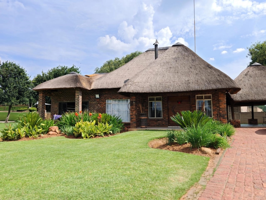 3 Bedroom Property for Sale in Buyscelia Gauteng