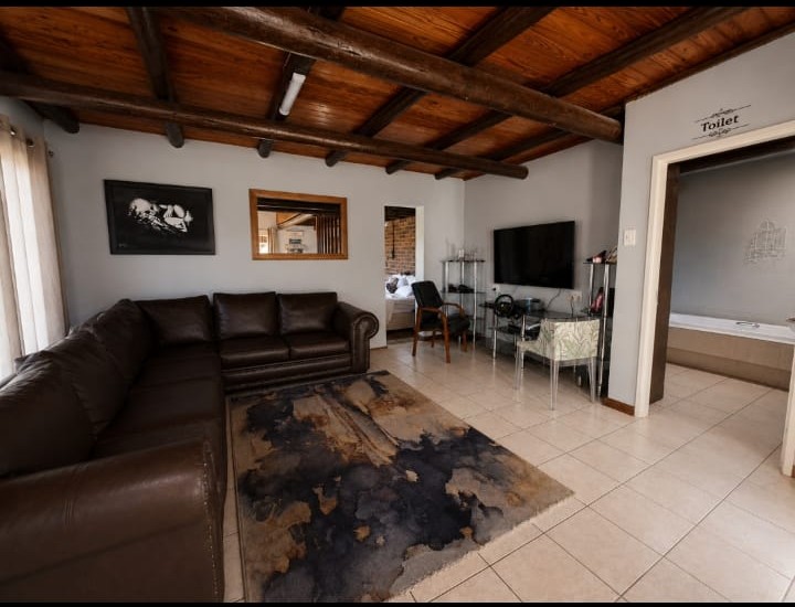3 Bedroom Property for Sale in Buyscelia Gauteng