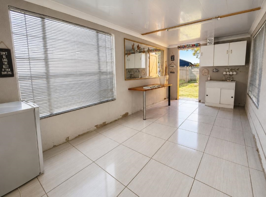 3 Bedroom Property for Sale in Buyscelia Gauteng