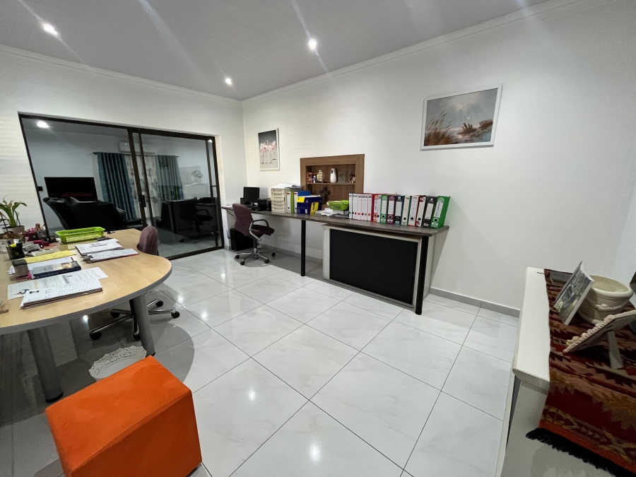 4 Bedroom Property for Sale in Golf Park Gauteng