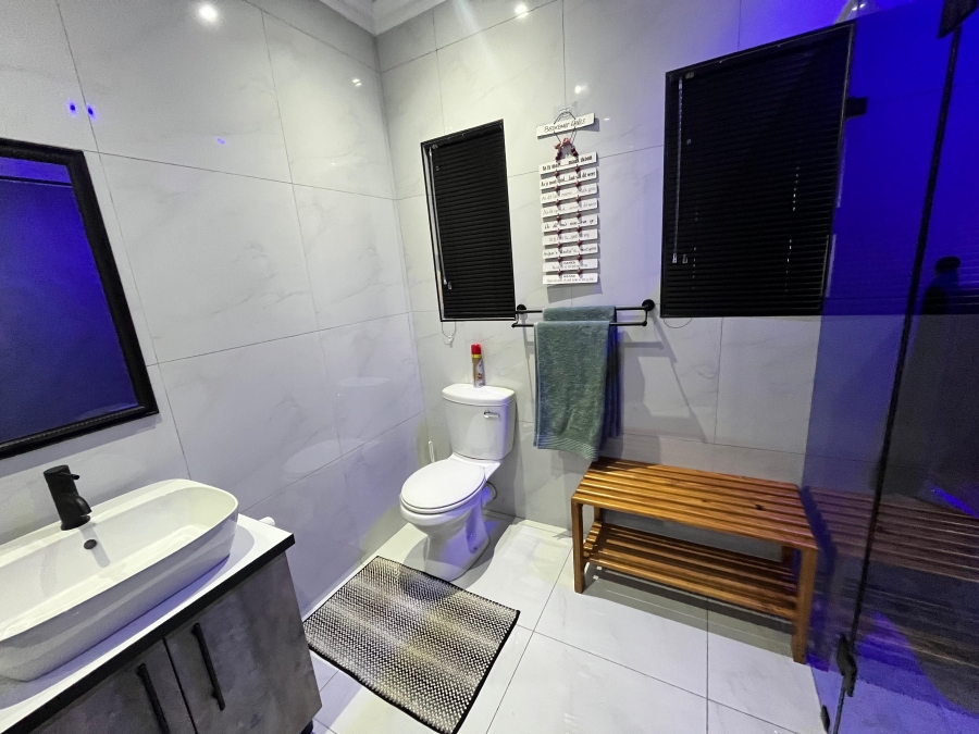 4 Bedroom Property for Sale in Golf Park Gauteng