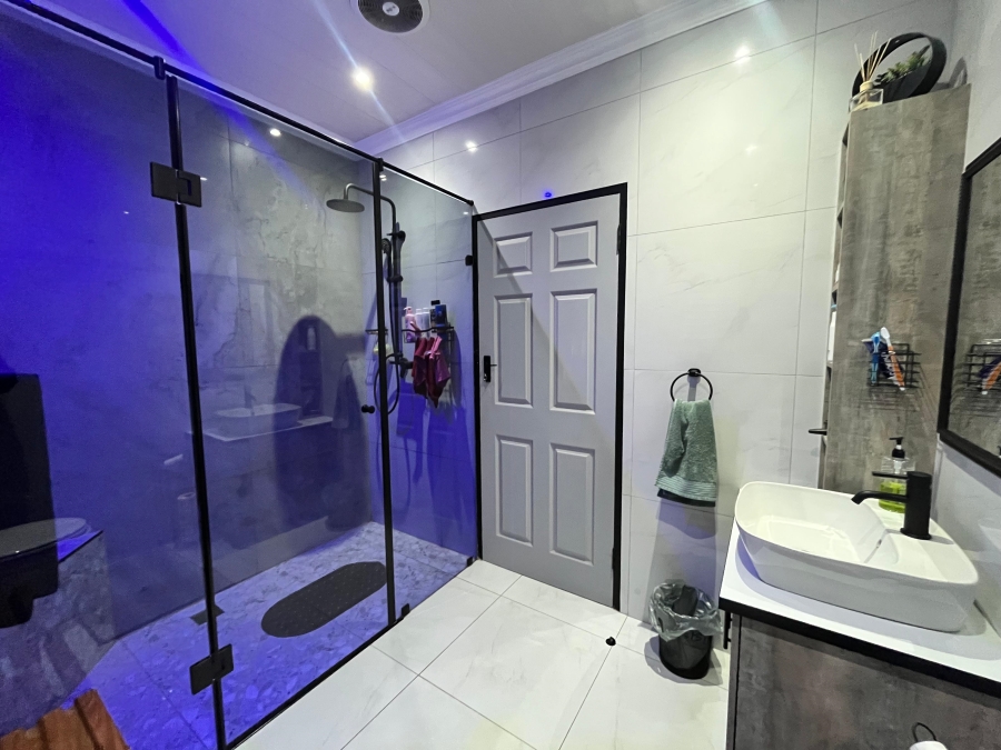 4 Bedroom Property for Sale in Golf Park Gauteng