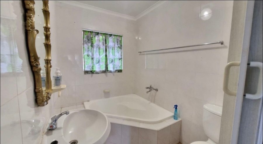 4 Bedroom Property for Sale in Golf Park Gauteng