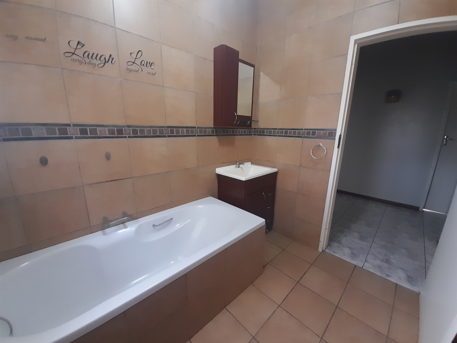 4 Bedroom Property for Sale in Meyerton Ext 6 Gauteng
