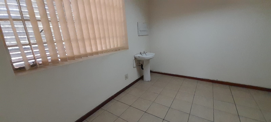 To Let Commercial Property for Rent in Wapadrand Gauteng