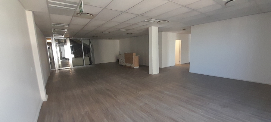 To Let Commercial Property for Rent in Vorna Valley Gauteng