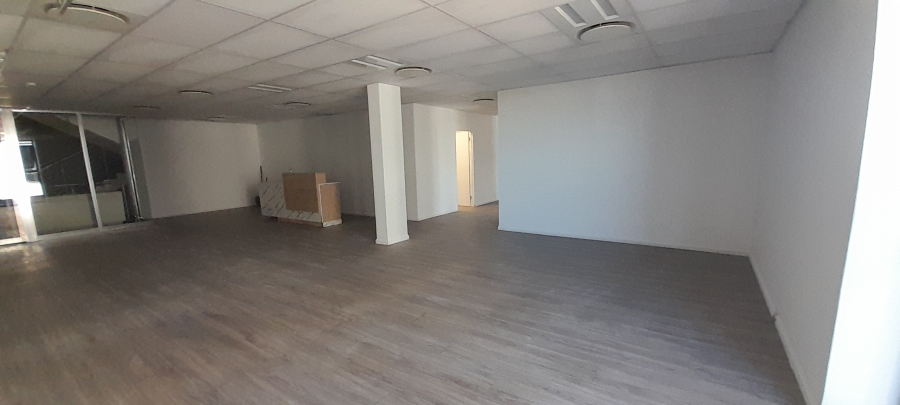 To Let Commercial Property for Rent in Vorna Valley Gauteng