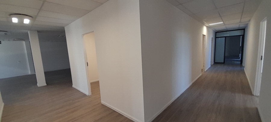 To Let Commercial Property for Rent in Vorna Valley Gauteng
