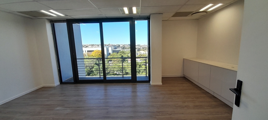 To Let Commercial Property for Rent in Vorna Valley Gauteng