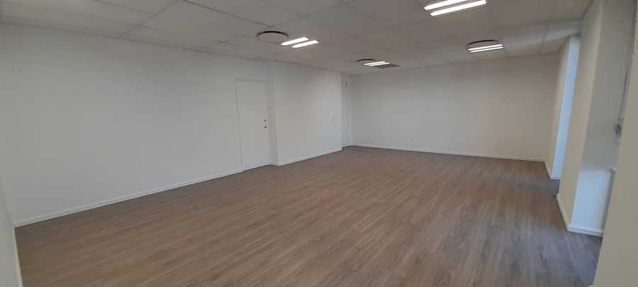To Let Commercial Property for Rent in Vorna Valley Gauteng
