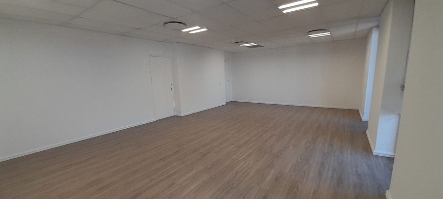 To Let Commercial Property for Rent in Vorna Valley Gauteng