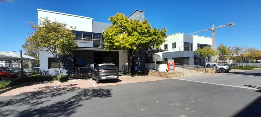 To Let Commercial Property for Rent in Vorna Valley Gauteng