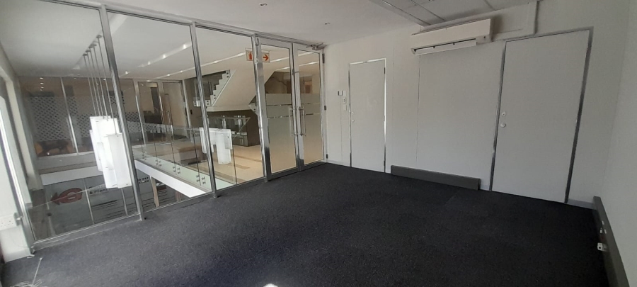 To Let Commercial Property for Rent in Vorna Valley Gauteng