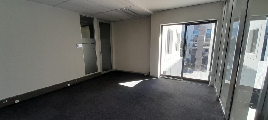 To Let Commercial Property for Rent in Vorna Valley Gauteng