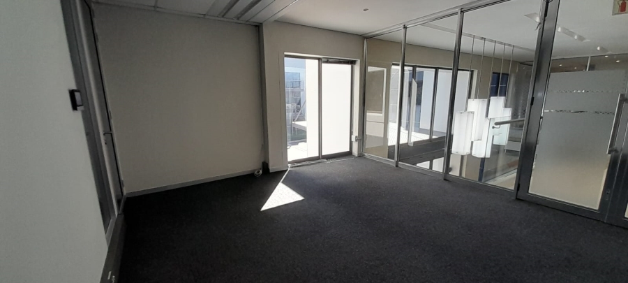 To Let Commercial Property for Rent in Vorna Valley Gauteng