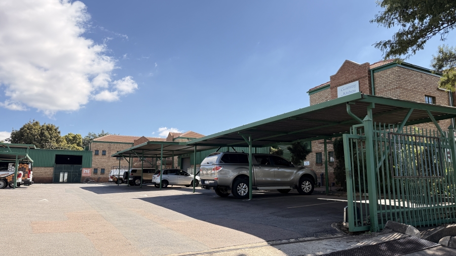 To Let Commercial Property for Rent in Rooihuiskraal Gauteng