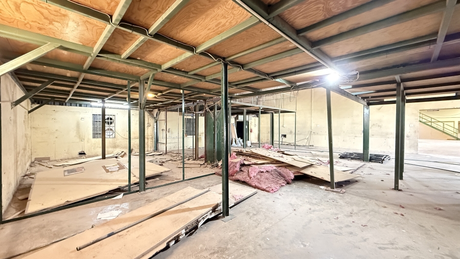 To Let Commercial Property for Rent in Rooihuiskraal Gauteng