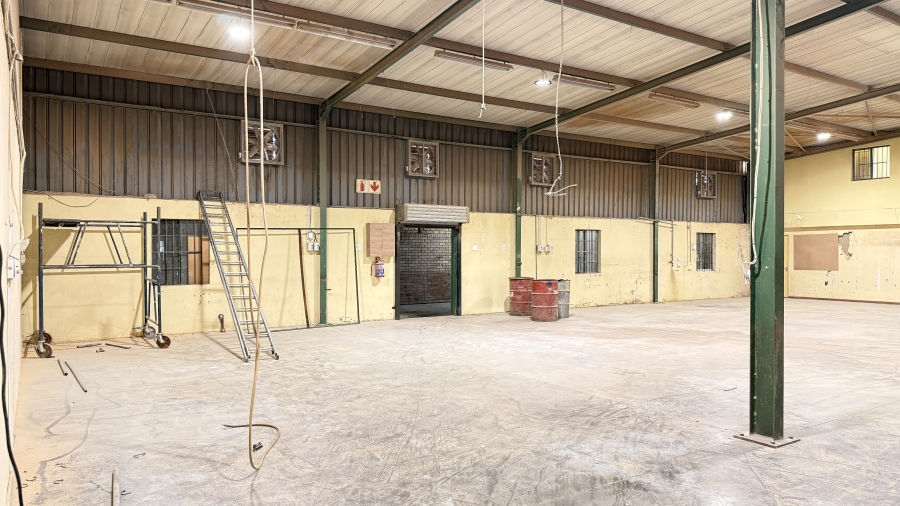 To Let Commercial Property for Rent in Rooihuiskraal Gauteng