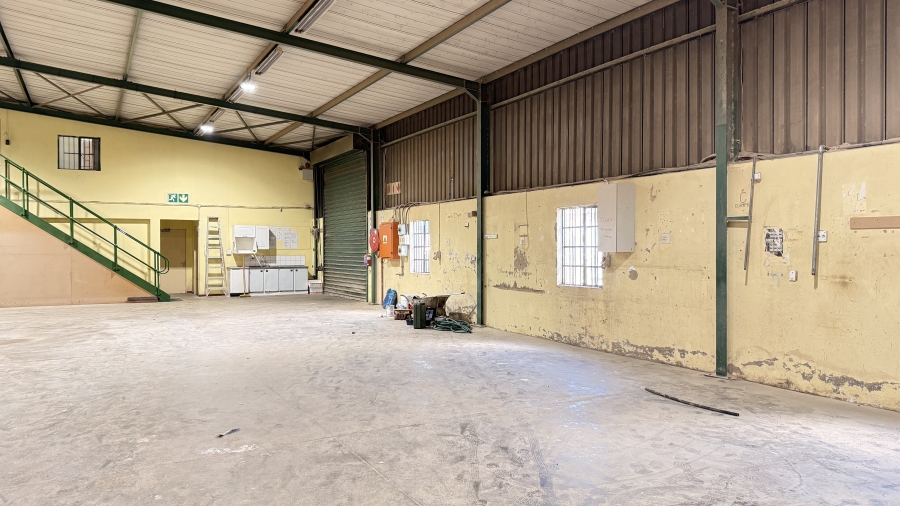 To Let Commercial Property for Rent in Rooihuiskraal Gauteng