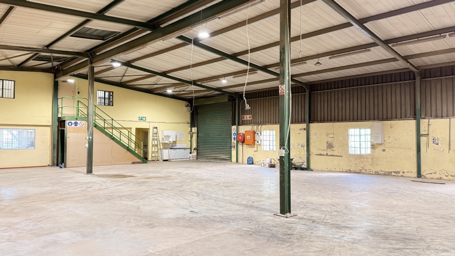 To Let Commercial Property for Rent in Rooihuiskraal Gauteng