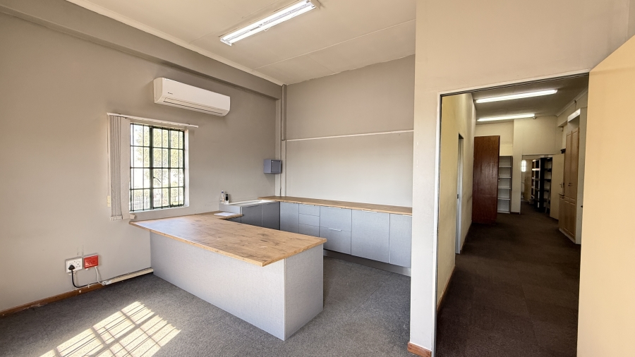 To Let Commercial Property for Rent in Rooihuiskraal Gauteng