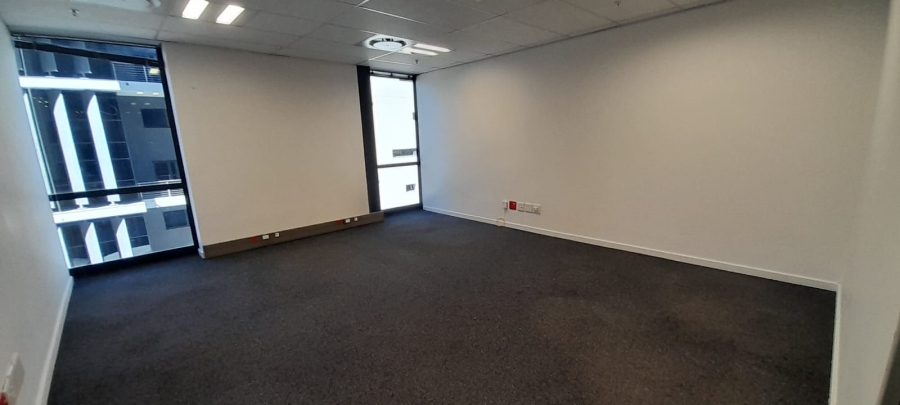 To Let Commercial Property for Rent in Vorna Valley Gauteng