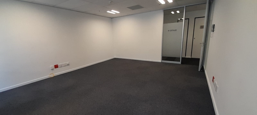 To Let Commercial Property for Rent in Vorna Valley Gauteng